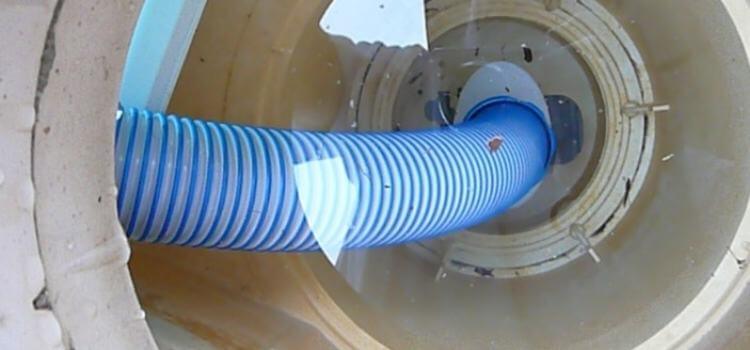How to Attach Pool Vacuum Hose to Skimmer